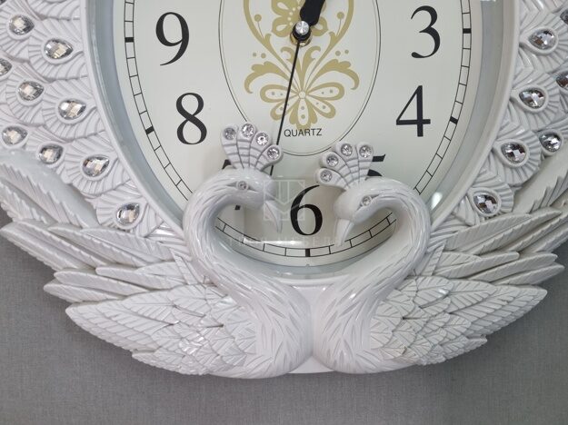 Часы 9015 Goldtime белые
